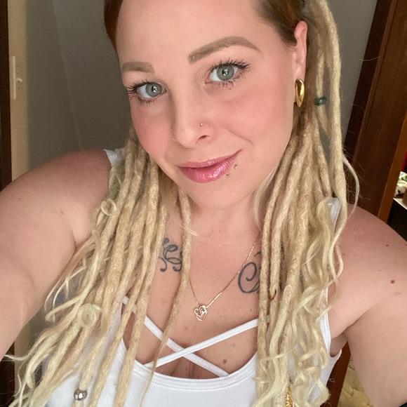 Meet your Posher, Missy - Picture 15 of 17